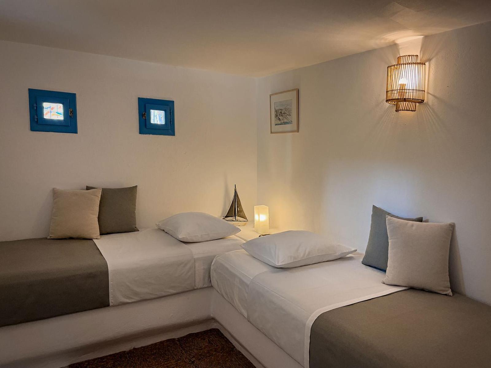 Sirocos Karavostasis (Folegandros) Exterior foto